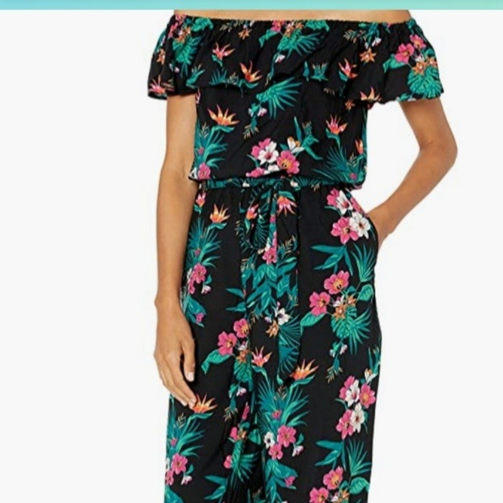Jumpsuit - Picture 2 of 4